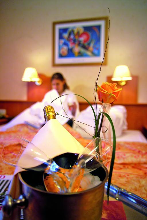 Hotel Die Kleine Blume Erfweiler Екстериор снимка