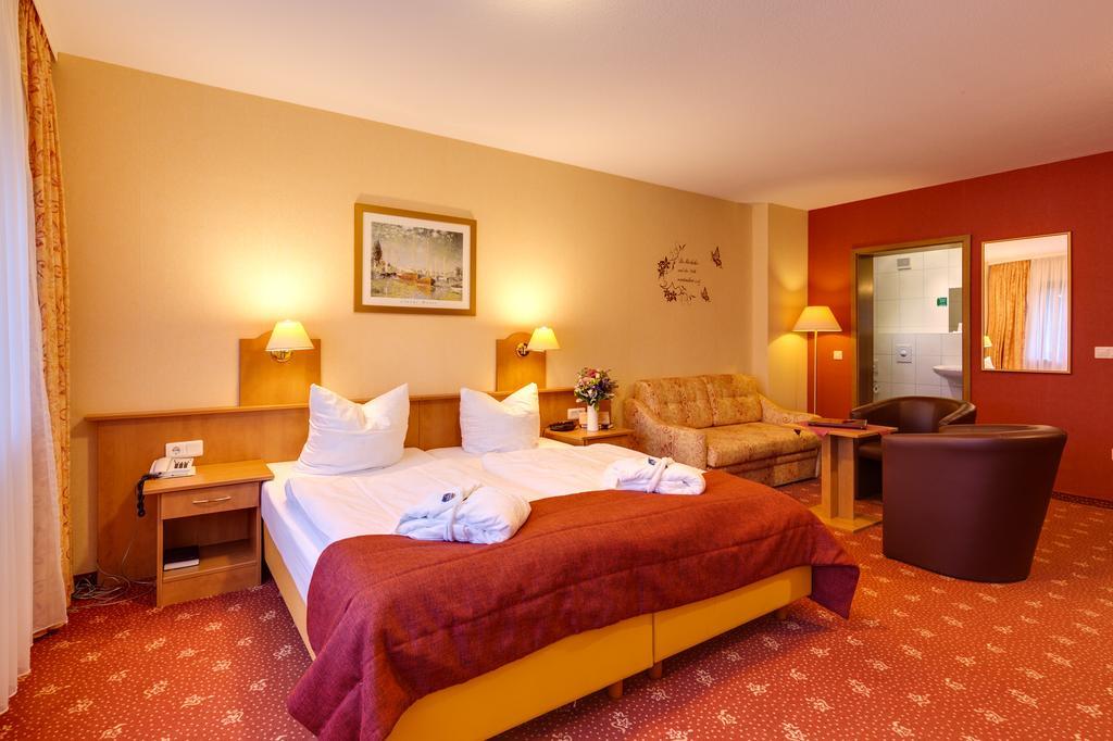 Hotel Die Kleine Blume Erfweiler Екстериор снимка